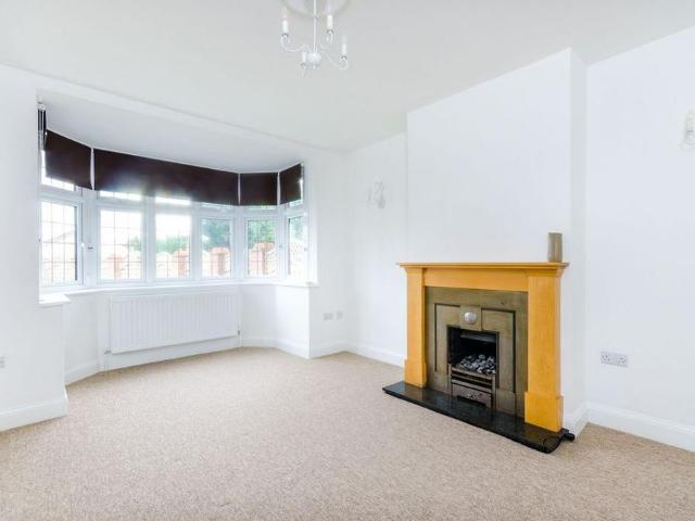 House for rent in London Borough of Croydon, Greater London
