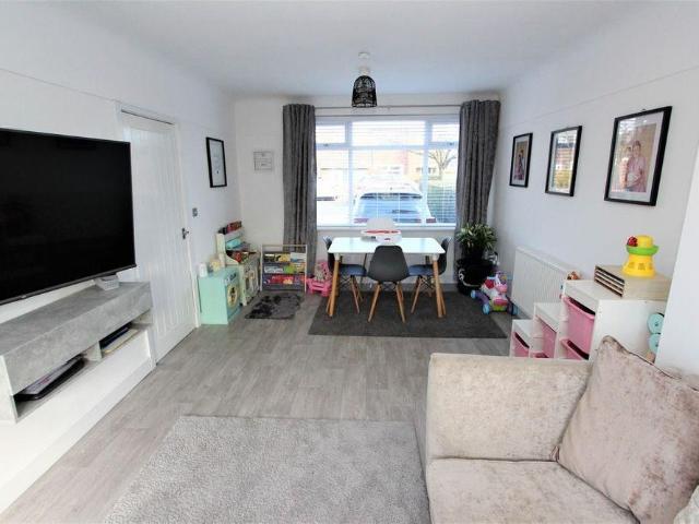 House for rent in Westwood Park, Rossmore