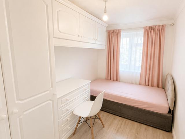 House for rent in South Hornchurch, Greater London
