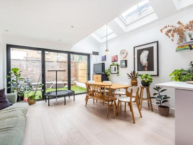 House for rent in London Borough of Wandsworth, Greater London
