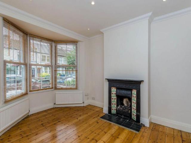 House for rent in Lane, Greater London