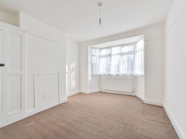 House for rent in Lane, Greater London