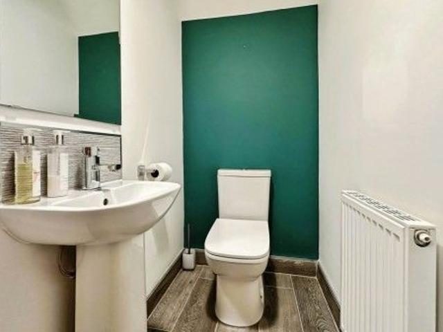House for rent in Mosley Common, Wigan