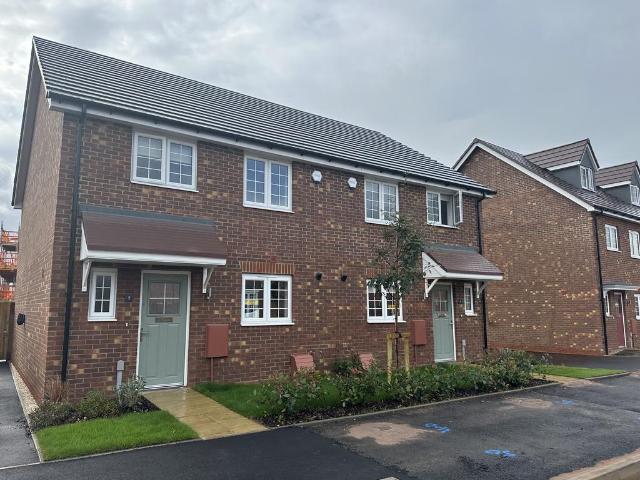 House for rent in Knowle Fold, Darwen