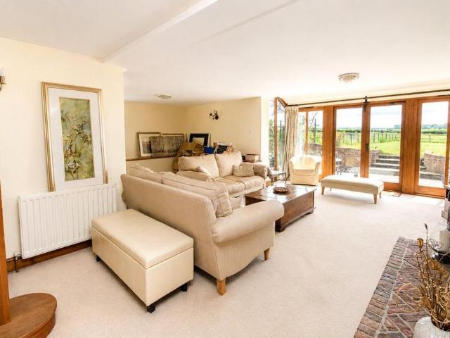 House for rent in Chawton, Bolton Low Houses