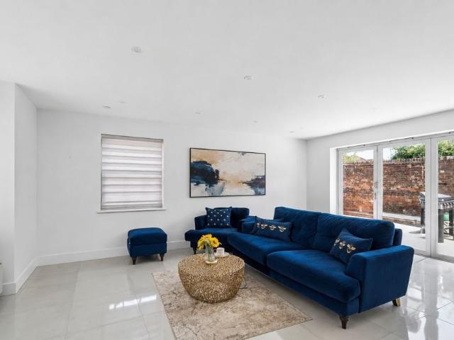House for rent in Beaconsfield, Penn Bottom