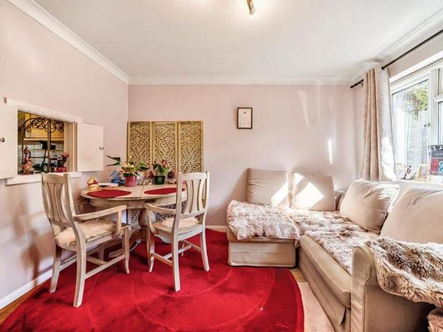 House for rent in Hampton Hill, Greater London