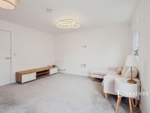 House for rent in Elmfield, Leicestershire