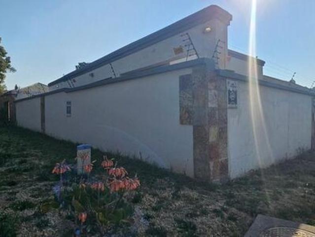 House for rent in Vosloorus, Gauteng