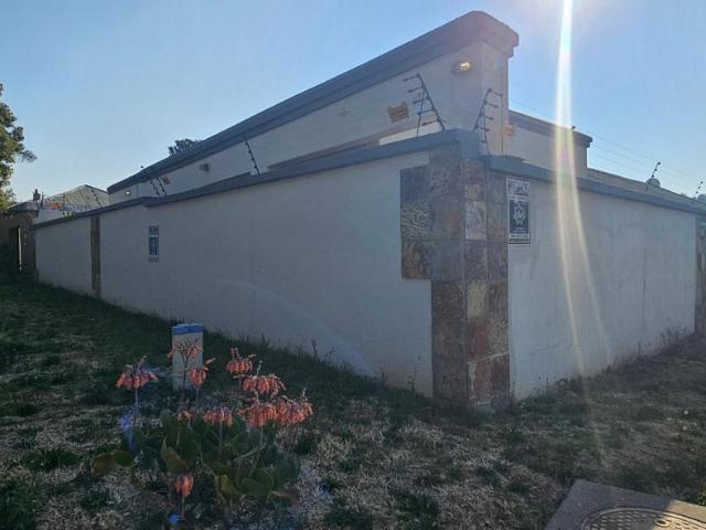 House for rent in Vosloorus, Gauteng