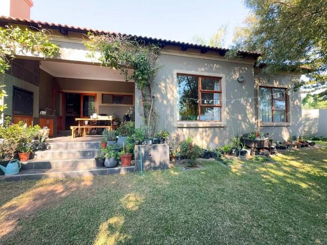 House for rent in Waterkloof, Gauteng