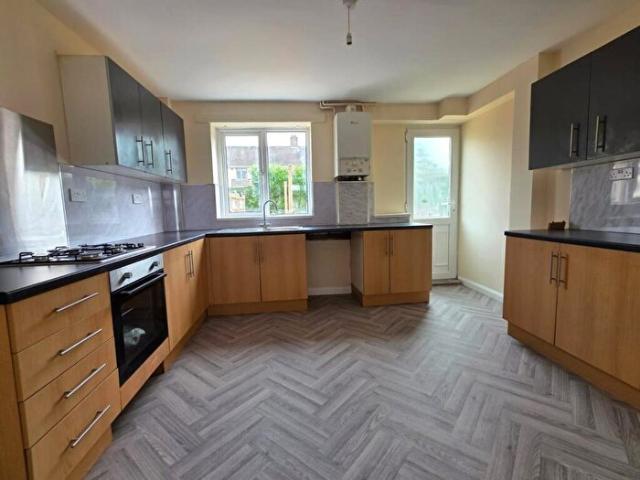 Apartment for rent in Clifton, Haddon