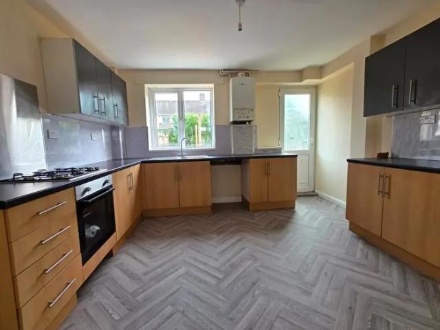 Apartment for rent in Clifton, Haddon