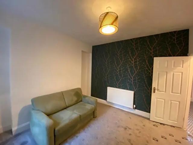 Apartment for rent in Cimla, Neath