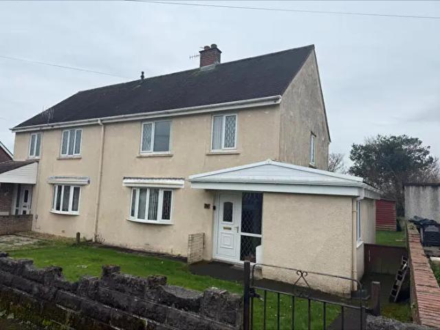 Apartment for rent in Capel, Dafen