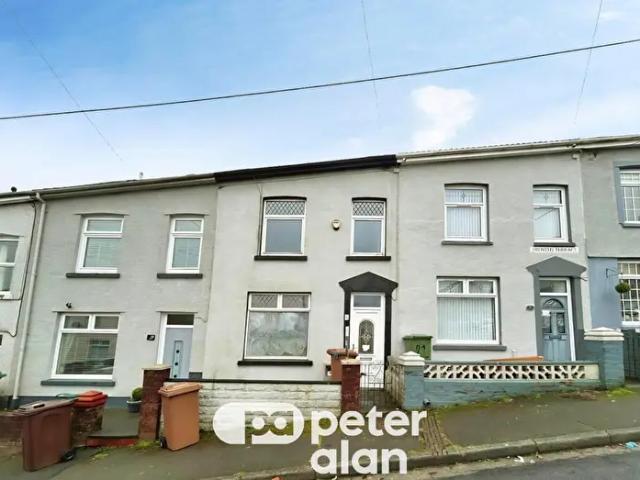 Apartment for rent in Darran Valley, Fochriw