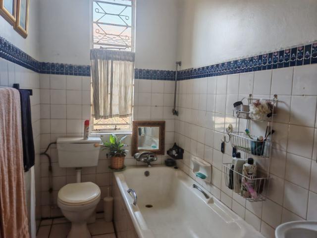 House for rent in Waterkloof, Gauteng
