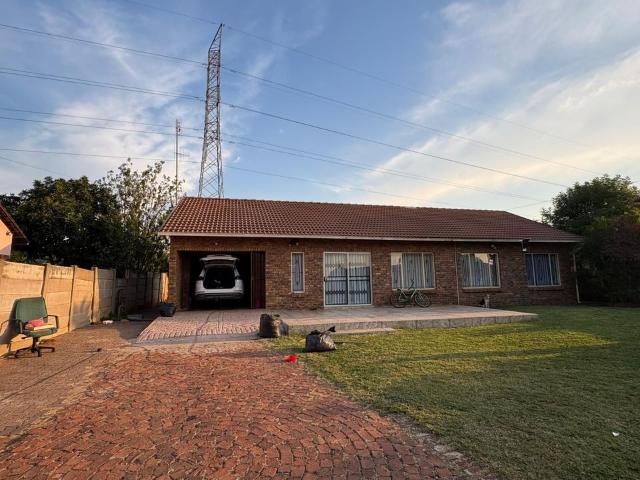 House for rent in Akasia, Gauteng