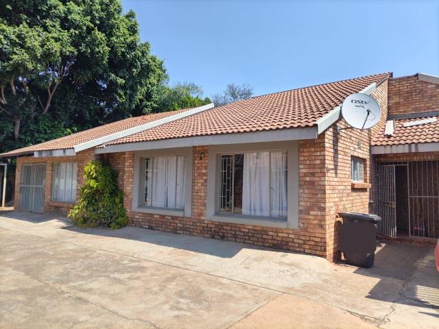 House for rent in Clarina, Akasia