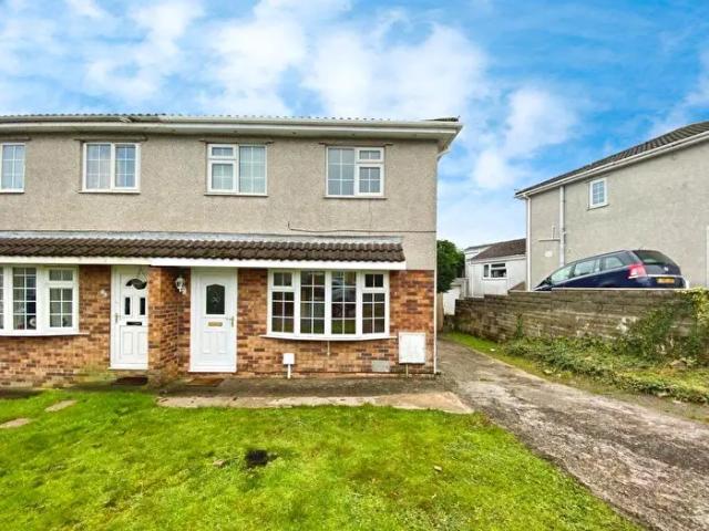 Apartment for rent in Brackla, Coychurch