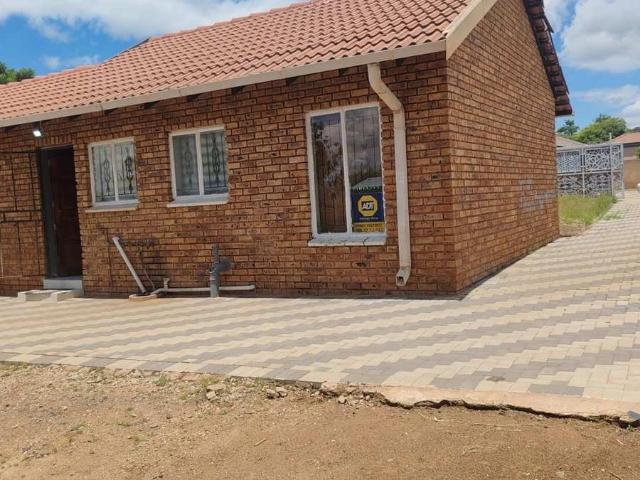 House for rent in Hartbeespoort Dam Nature Reserve, North West