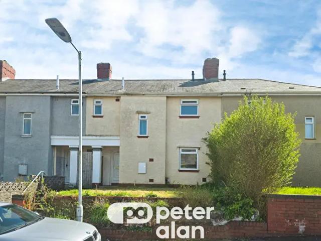 Apartment for rent in Mayhill, Swansea