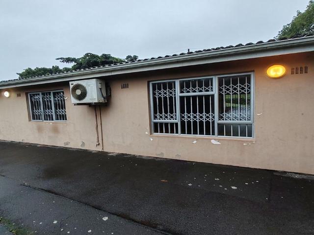 House for rent in Queensburgh, Kwazulu-natal