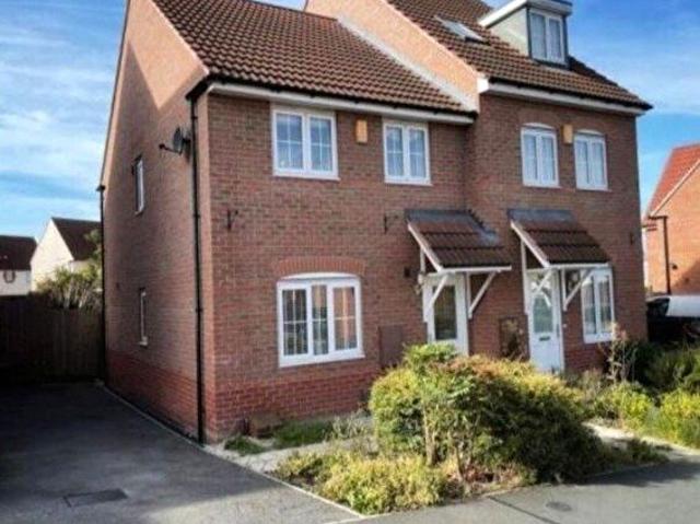 Apartment for rent in Glenfields, Pinfold