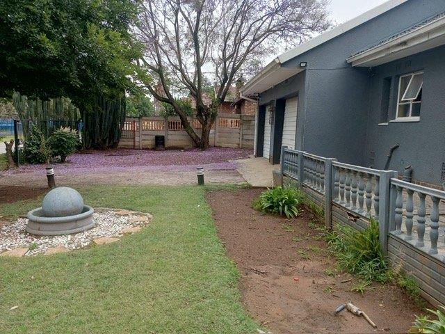 House for rent in Mohlakeng, Gauteng