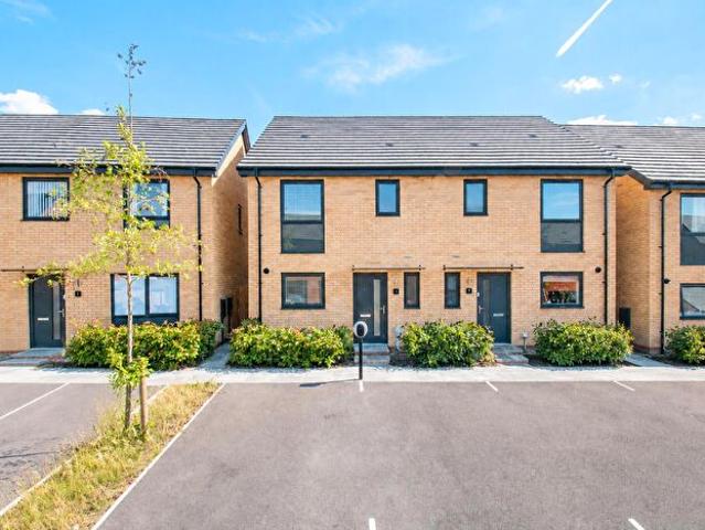Apartment for rent in Whitehouse, Old Wolverton