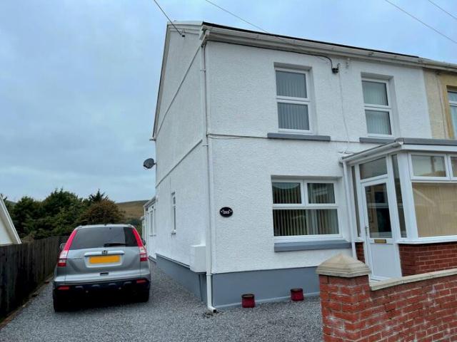 Apartment for rent in Gwaun-cae-gurwen, Wales