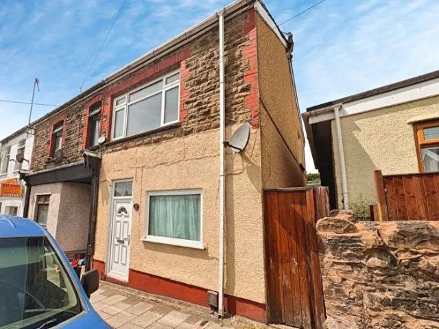 Apartment for rent in Maesteg