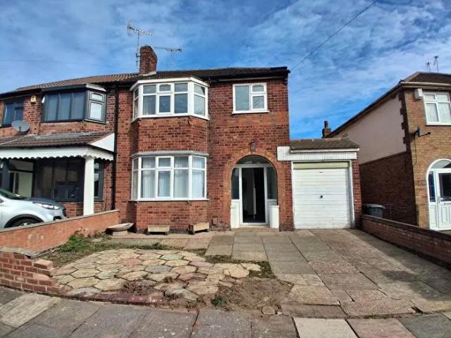 Apartment for rent in Knighton Fields, Leicester