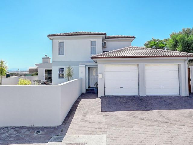 House for rent in Brackenfell, City of Cape Town