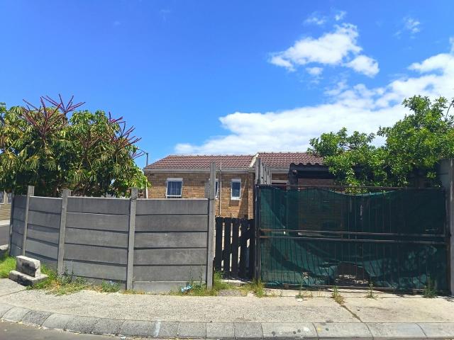 House for rent in Mitchells Plain, Western Cape