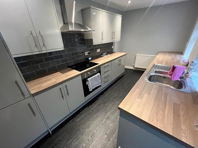Apartment for rent in Porth, Llwyncelyn