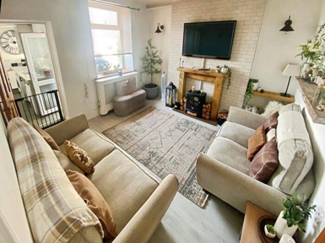 Apartment for rent in Pontypridd, Wales
