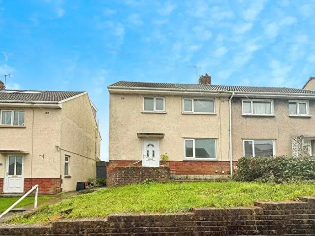 Apartment for rent in Bridgend, Cefn Glas