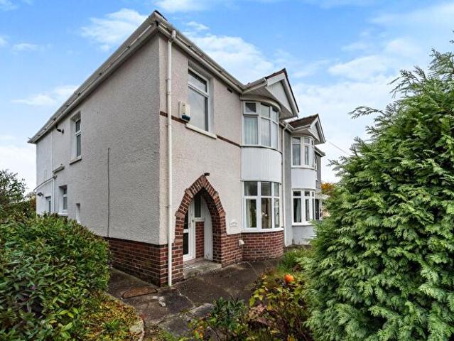 Apartment for rent in Mynyddbach, Nangreaves