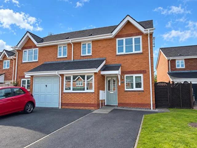 Apartment for rent in Broadlands, Wales