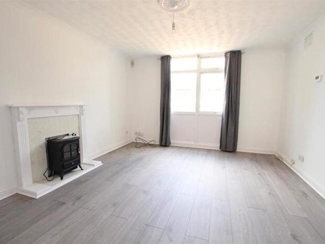 Apartment for rent in Thorplands, Northampton
