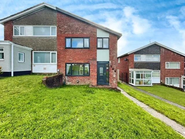 Apartment for rent in Baglan