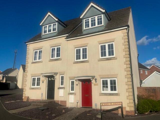 Apartment for rent in Johnstown, Carmarthen