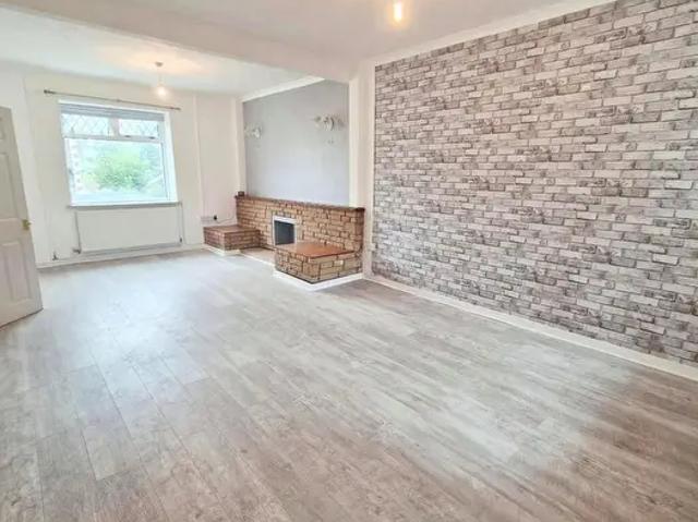 Apartment for rent in Treforgan, Crynant