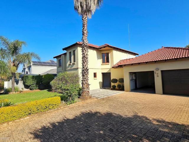 House for rent in Hartbeespoort Dam Nature Reserve, North West