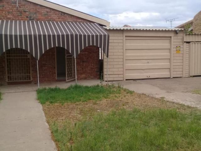 House for rent in Frances Baard, Northern Cape
