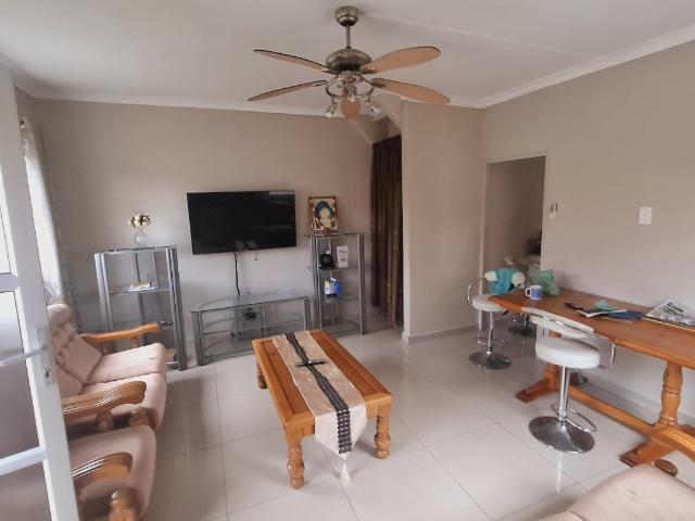 House for rent in Chatsworth, Kwazulu-natal