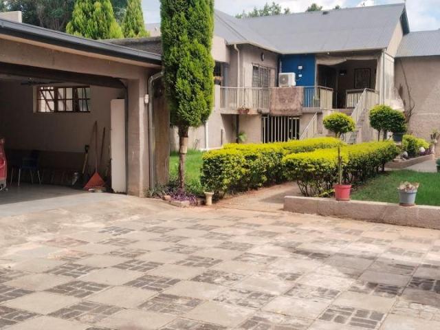 House for rent in Waterkloof, Gauteng