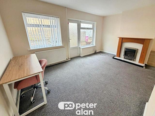 Apartment for rent in Plasmarl, Nangreaves