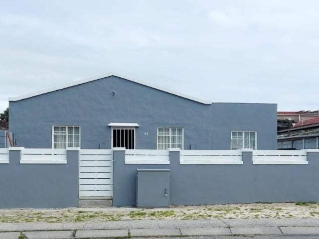 House for rent in Mitchells Plain, Western Cape